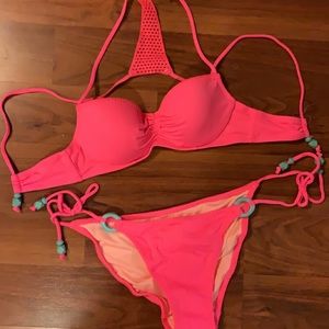 Victoria’s Secret pink bikini